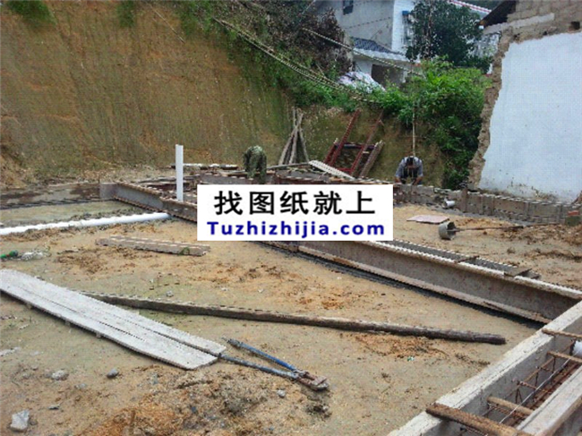 湖南省劉先生自建的雙拼二層帶閣樓全套施工直播。