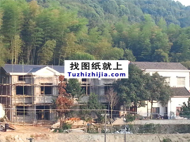湖南省劉先生自建的雙拼二層帶閣樓全套施工直播。