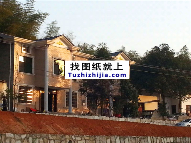 湖南省劉先生自建的雙拼二層帶閣樓全套施工直播。