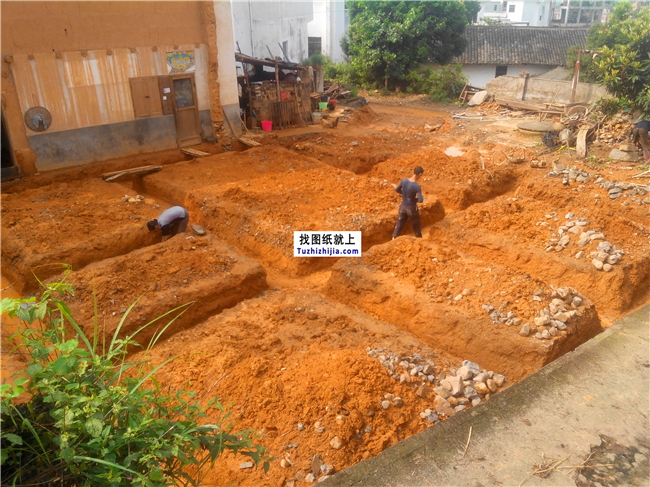 安徽農(nóng)村自建房屋過程全程直播。