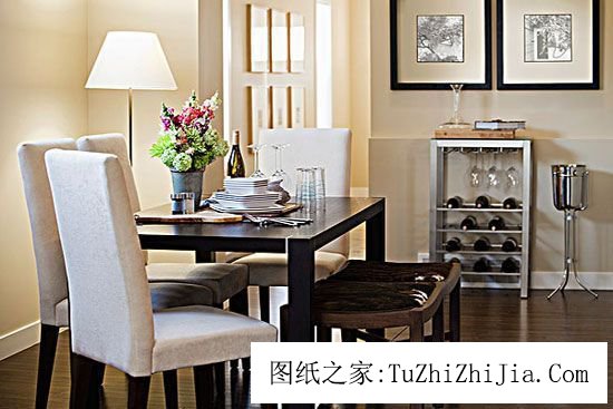 家居風(fēng)景達人 餐桌擺放也有講究