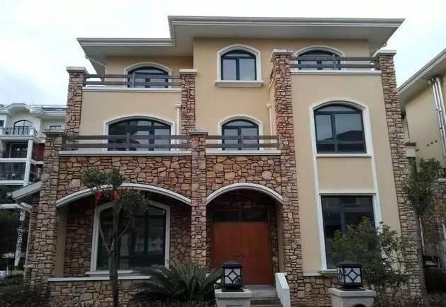 實拍自家新蓋的婚房，11X10米4層別墅造價38萬？