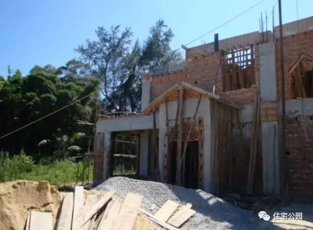 曬曬老爸為我準備的婚房，30萬建的別墅房屋怎么樣？