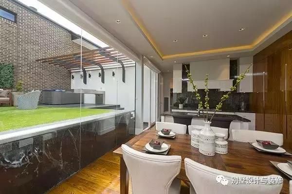 法式別墅，田園清新、適合農(nóng)村自建