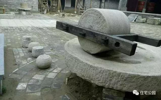 水泊梁山不僅有傳奇，也有特色民居