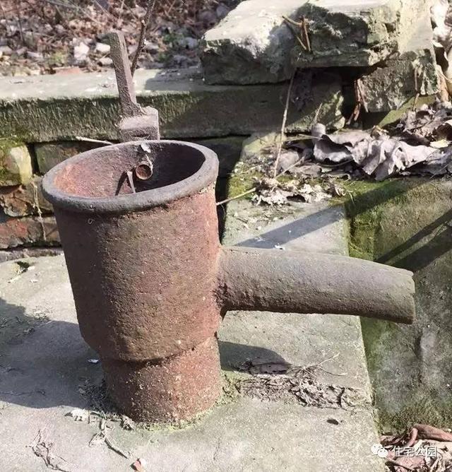 80后小伙千里歸家建新房，力求完美換掉施工隊，只是為了面子？