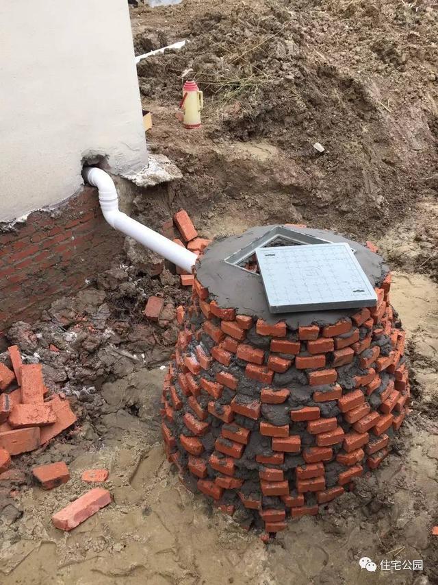 80后小伙千里歸家建新房，力求完美換掉施工隊，只是為了面子？