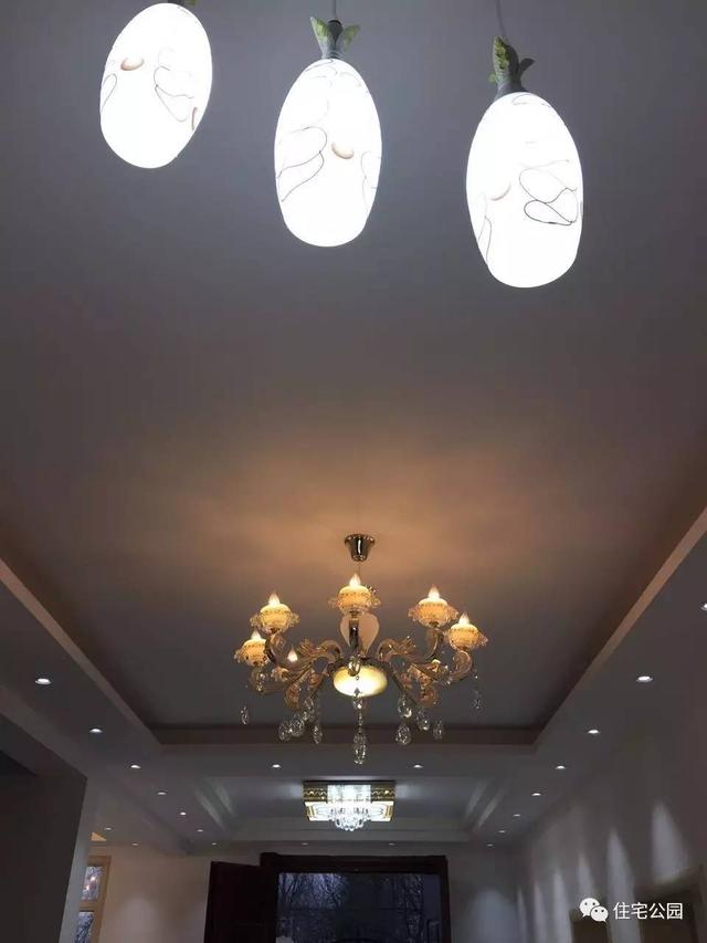 80后小伙千里歸家建新房，力求完美換掉施工隊，只是為了面子？