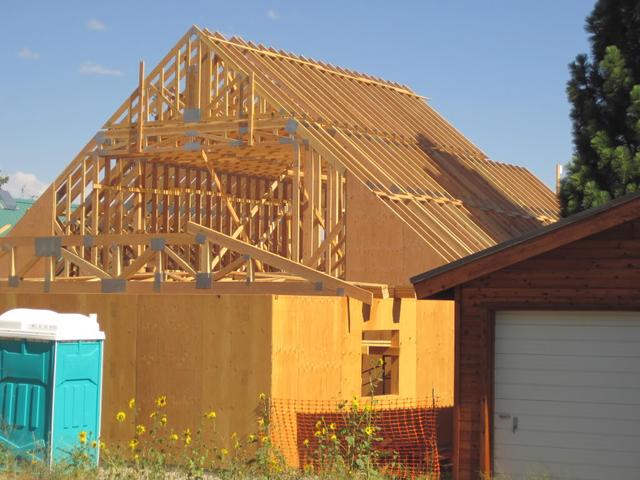 紅磚價格漲，農(nóng)村自建別墅咋辦？美式木屋建房裝修全紀錄！