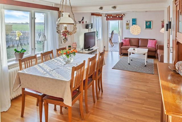 這個(gè)農(nóng)村建別墅無(wú)限制 他們反而開始建小別墅 夠住舒適就好！