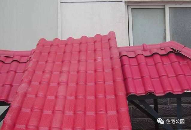 農(nóng)村自建房還未蓋瓦的注意了，到底哪種屋面瓦最好？