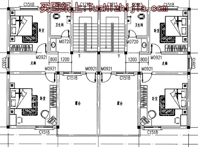 戶型經(jīng)典的 鄉(xiāng)村雙拼別墅房屋設(shè)計(jì)圖，帶外觀效果圖片