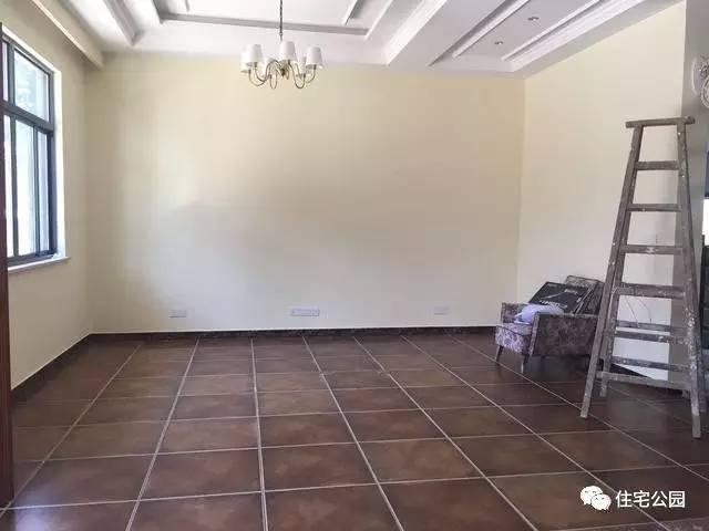 不顧家人阻攔硬是拆掉老宅，自建美式別墅，所有人都羨慕不已！