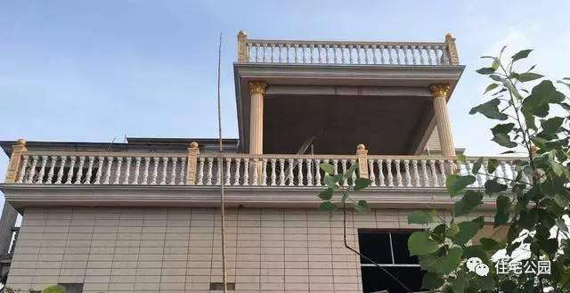 主體70萬自建三層雙拼框架別墅, 農(nóng)村施工隊一樣可以蓋出豪宅!