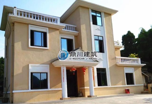 主體30萬建出來的農(nóng)村小別墅竟然長這樣，真是360度無死角！