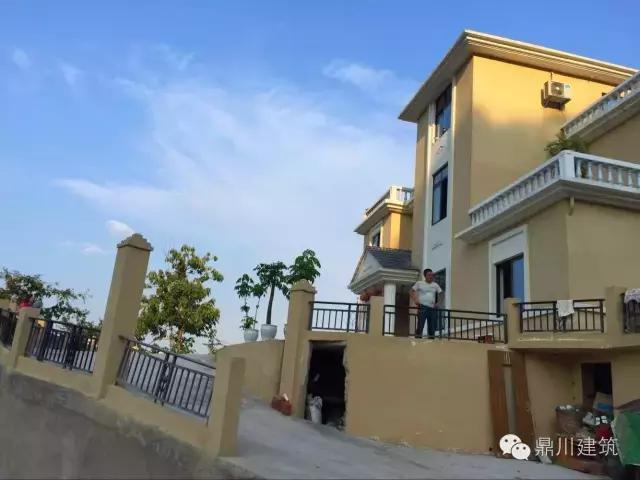 主體30萬建出來的農(nóng)村小別墅竟然長這樣，真是360度無死角！