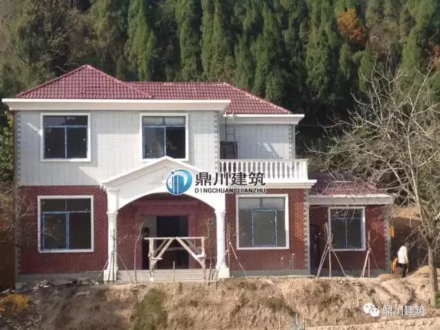 主體20萬自建農(nóng)村二層樓房實景圖設(shè)計，建出來的案例一款比一款好看！