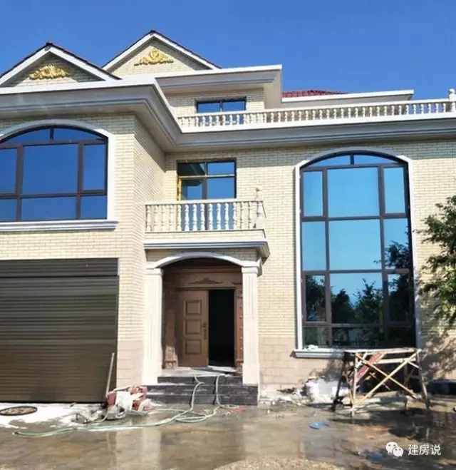 百萬自建三層農(nóng)村別墅設(shè)計方案，建成后是村里最好的！