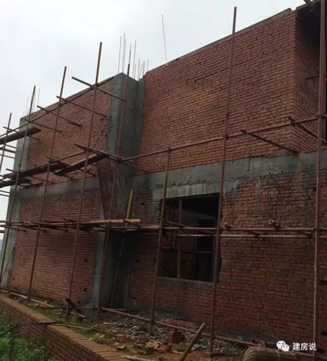 百萬自建三層農(nóng)村別墅設(shè)計方案，建成后是村里最好的！