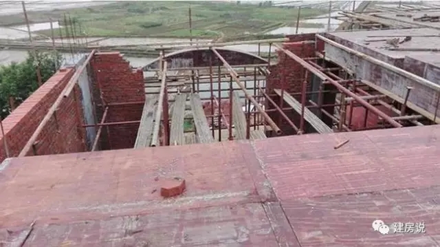 百萬自建三層農(nóng)村別墅設(shè)計方案，建成后是村里最好的！