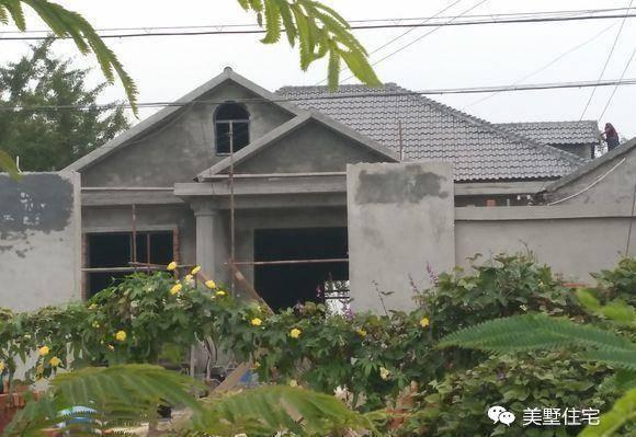 公公花50萬(wàn)蓋別墅，城里媳婦看完美滋滋