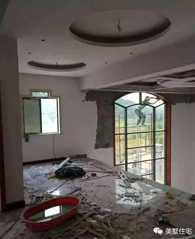 回老家買地自建別墅，被別人罵人少錢多，建完后都不吭聲了