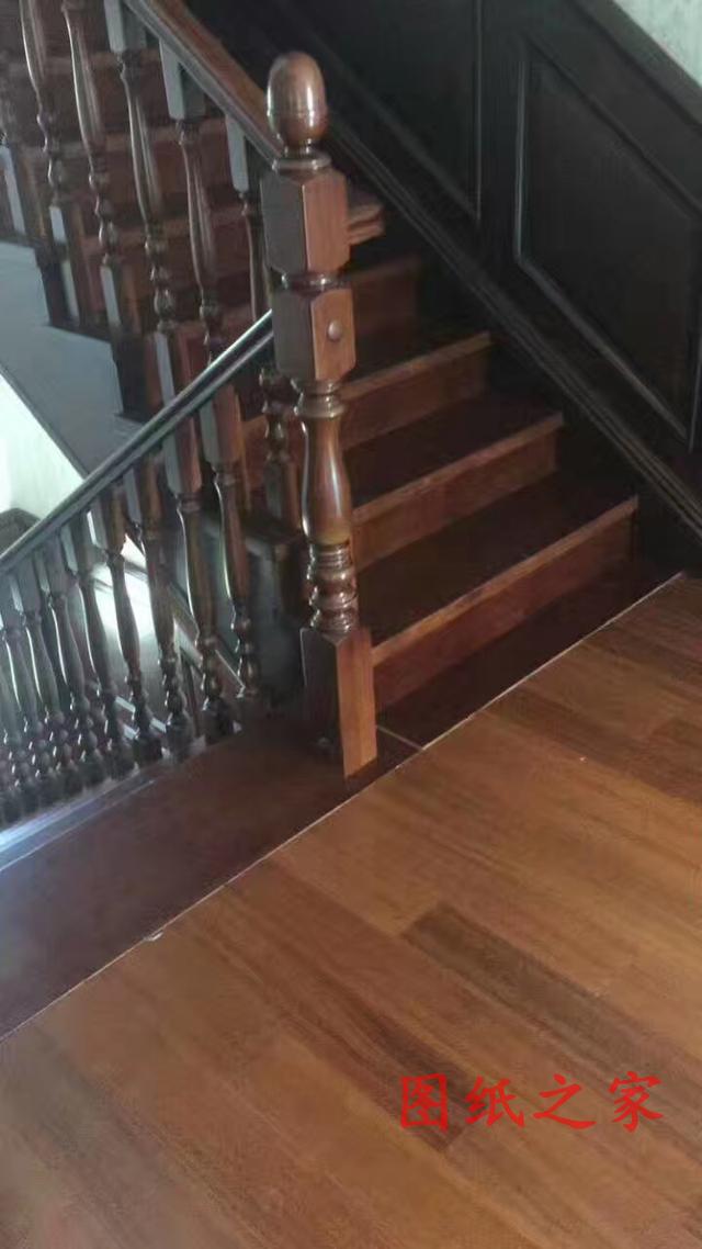 農(nóng)村兄弟自建雙拼別墅實景圖，全村都拍手叫好