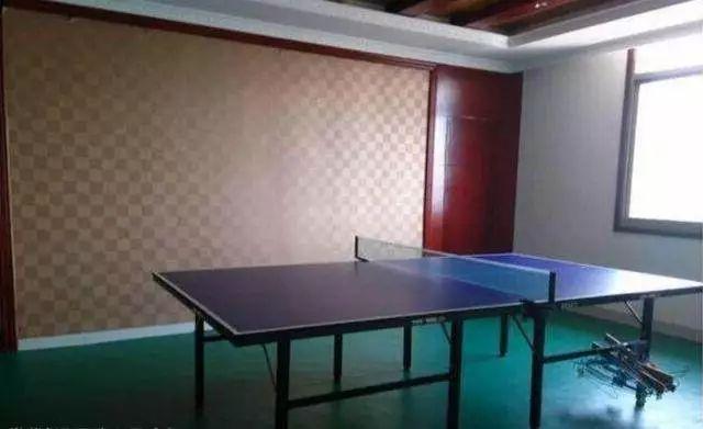 千萬別瞧不起農(nóng)村人，看農(nóng)村男友加的大別墅