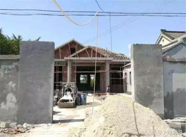 評評理，15萬建這棟一層半的別墅值不值？