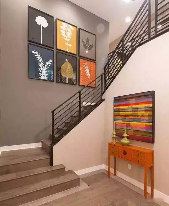 自建別墅好看的樓梯設(shè)計(jì)，好樓梯讓住宅提升一個(gè)檔次