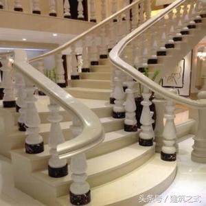 樓梯裝修是先貼石材板還是先安扶手？