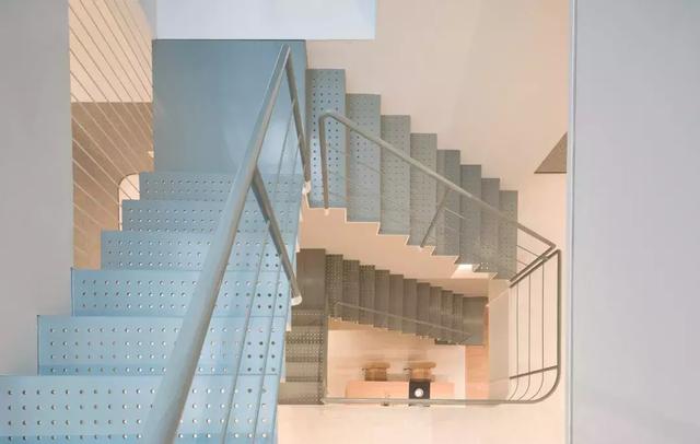 上海舊房改造實(shí)拍，搖身一變成清新別墅