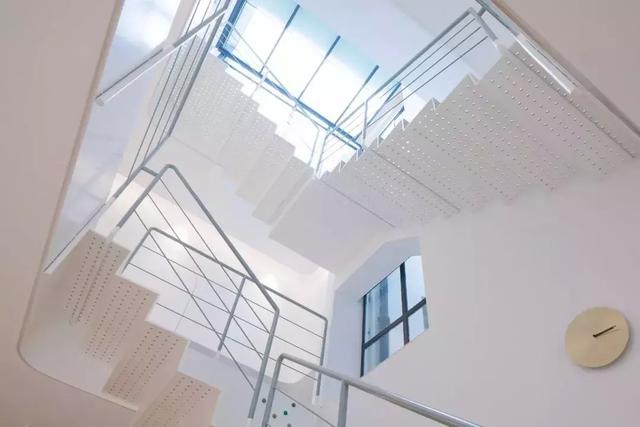 上海舊房改造實(shí)拍，搖身一變成清新別墅