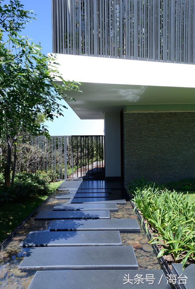 美極了，豪華現(xiàn)代風格別墅圖，附室內裝修圖