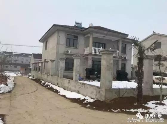 農(nóng)村簡單二層住宅實(shí)拍圖，附室內(nèi)裝修，造價低