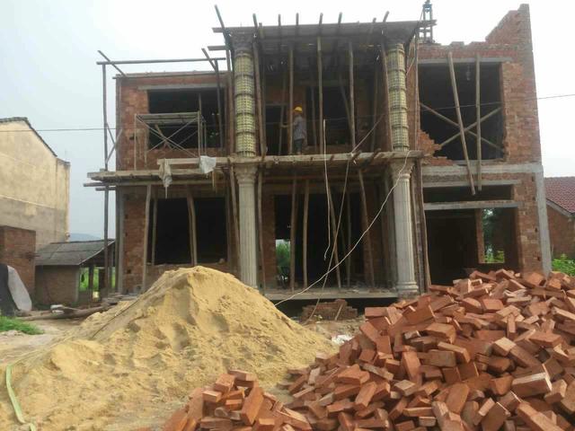 20套建好的農(nóng)村別墅實(shí)拍照片，小編最喜歡第7套，你呢