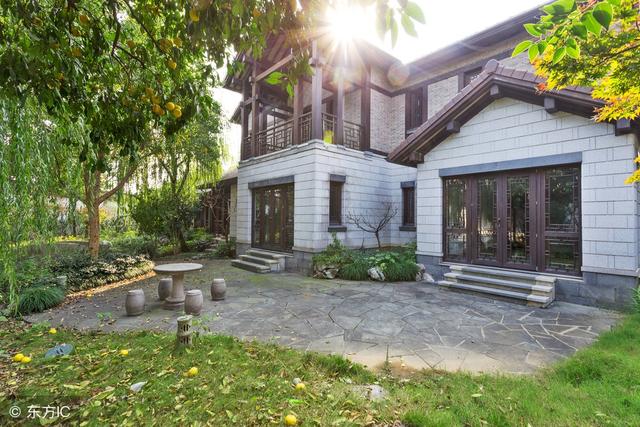 看看美國(guó)別墅和中國(guó)別墅的區(qū)別