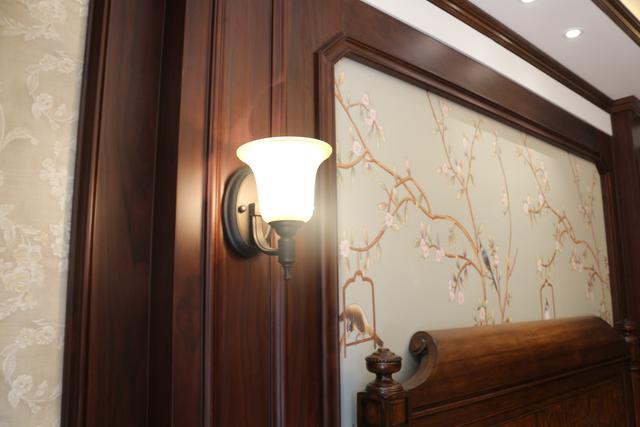 美式別墅豪宅裝修設(shè)計方案圖片，還帶小院子