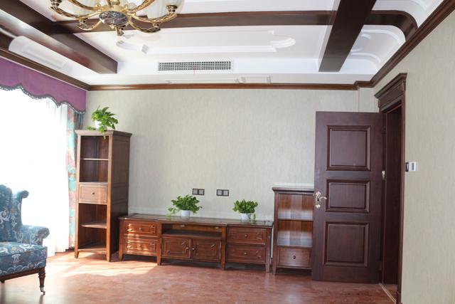 美式別墅豪宅裝修設(shè)計方案圖片，還帶小院子