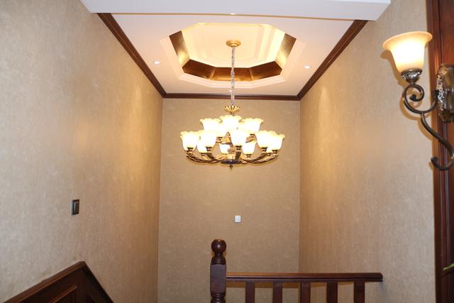 美式別墅豪宅裝修設(shè)計方案圖片，還帶小院子