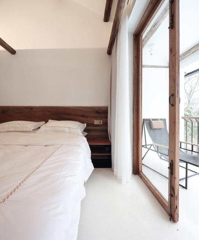 極簡風(fēng)格獨(dú)棟別墅裝修，回歸自然，簡潔、明了