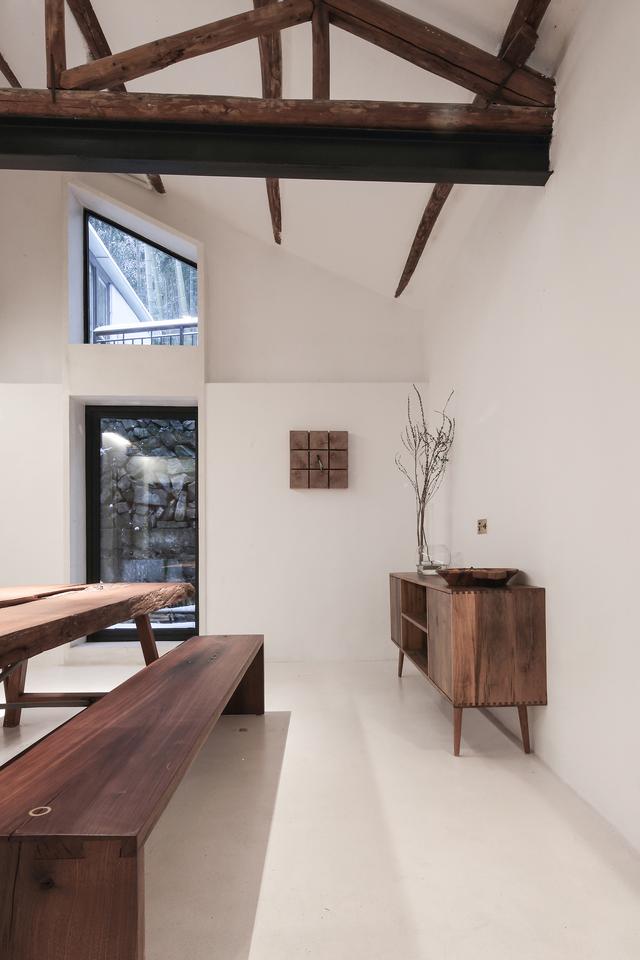 極簡風(fēng)格獨(dú)棟別墅裝修，回歸自然，簡潔、明了