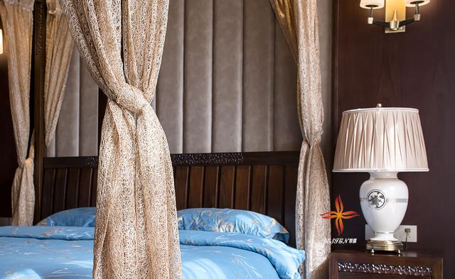 中式與現(xiàn)代結(jié)構(gòu)三層復(fù)式別墅裝修案例實(shí)拍，漂亮