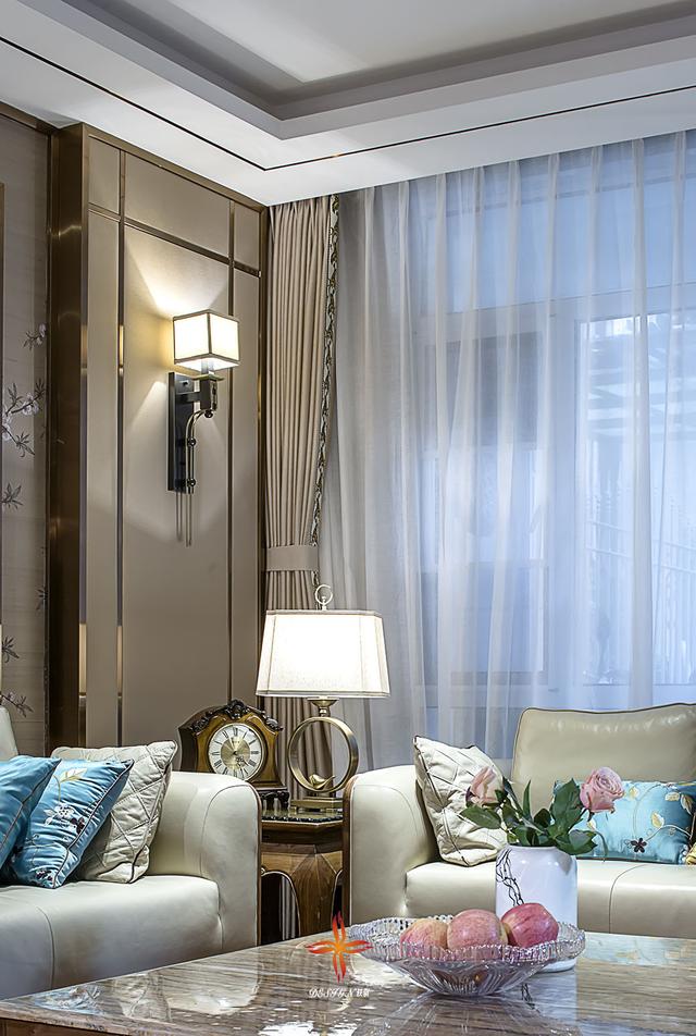 中式與現(xiàn)代結(jié)構(gòu)三層復(fù)式別墅裝修案例實(shí)拍，漂亮