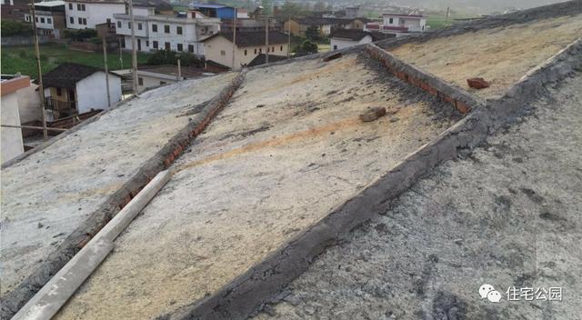 坡屋頂防水怎么做？看完這篇農(nóng)村普通施工隊(duì)也能做