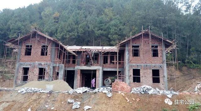 坡屋頂防水怎么做？看完這篇農(nóng)村普通施工隊(duì)也能做