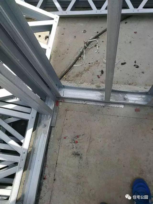 農(nóng)村自建輕鋼別墅，造價1000每平，磚混真的要被取代嗎？