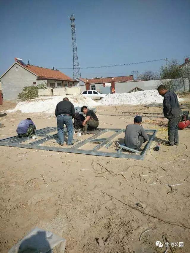 農(nóng)村自建輕鋼別墅，造價1000每平，磚混真的要被取代嗎？