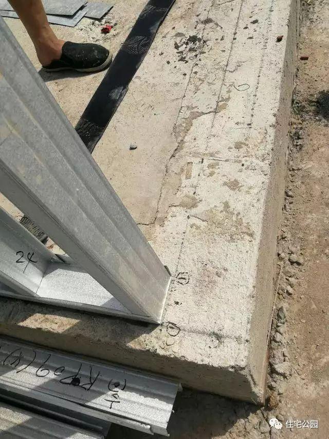 農(nóng)村自建輕鋼別墅，造價1000每平，磚混真的要被取代嗎？