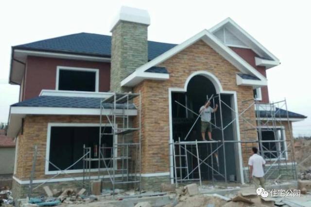 農(nóng)村自建輕鋼別墅，造價1000每平，磚混真的要被取代嗎？